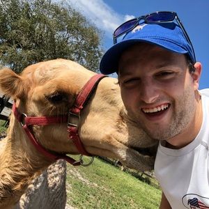 Meet your Posher, Cj